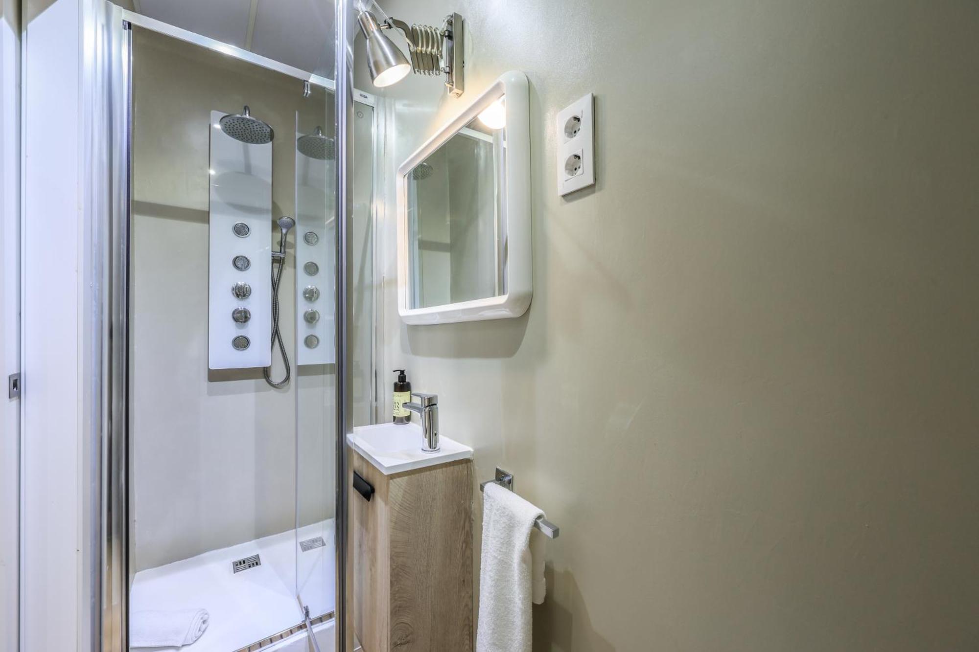Apartamento Esplendido Y Centrico マドリード エクステリア 写真